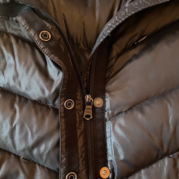 Gap Down Puffer Black Adjustable Collar Zip Cuffs Zip and Snap Closure Size XS - Picture 6 of 15